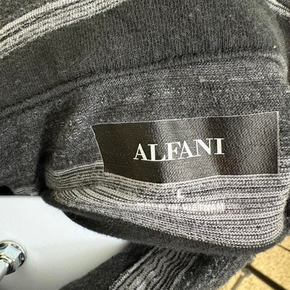 Alfani Black and grey striped short‎ - Picture 4 of 4